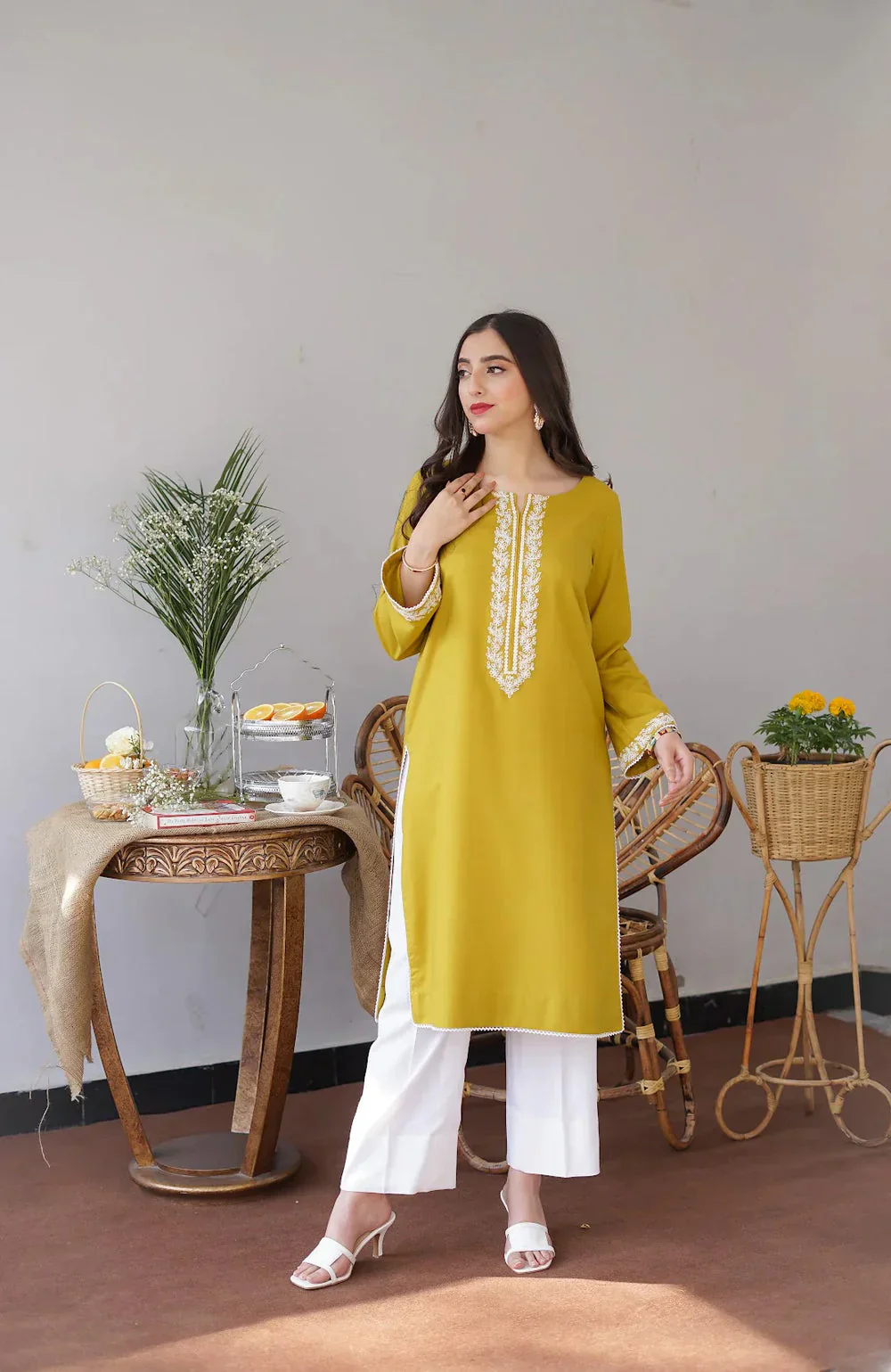 Spring Yellow 8099 - Image 2
